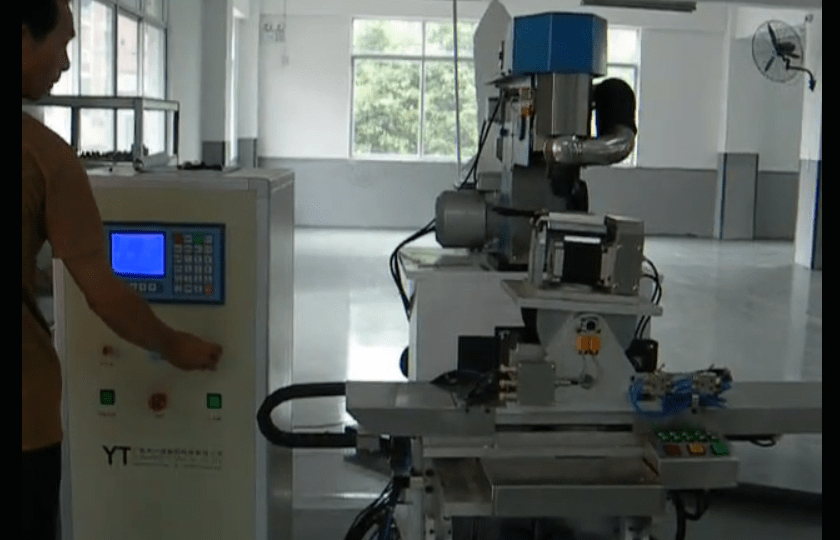 Yitong Automatic 2 Axis Radial Brush Drilling Machine image34