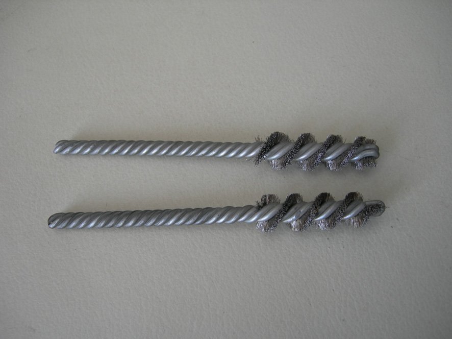Yitong 5 Axis Drilling And Filling Steel Wire Brush Making Machine image13